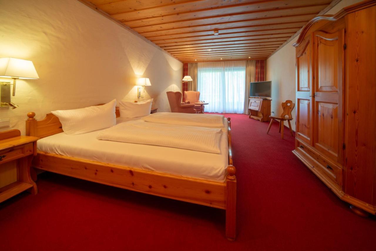 Seehotel Weissensee ฟุสเซ่น ภายนอก รูปภาพ