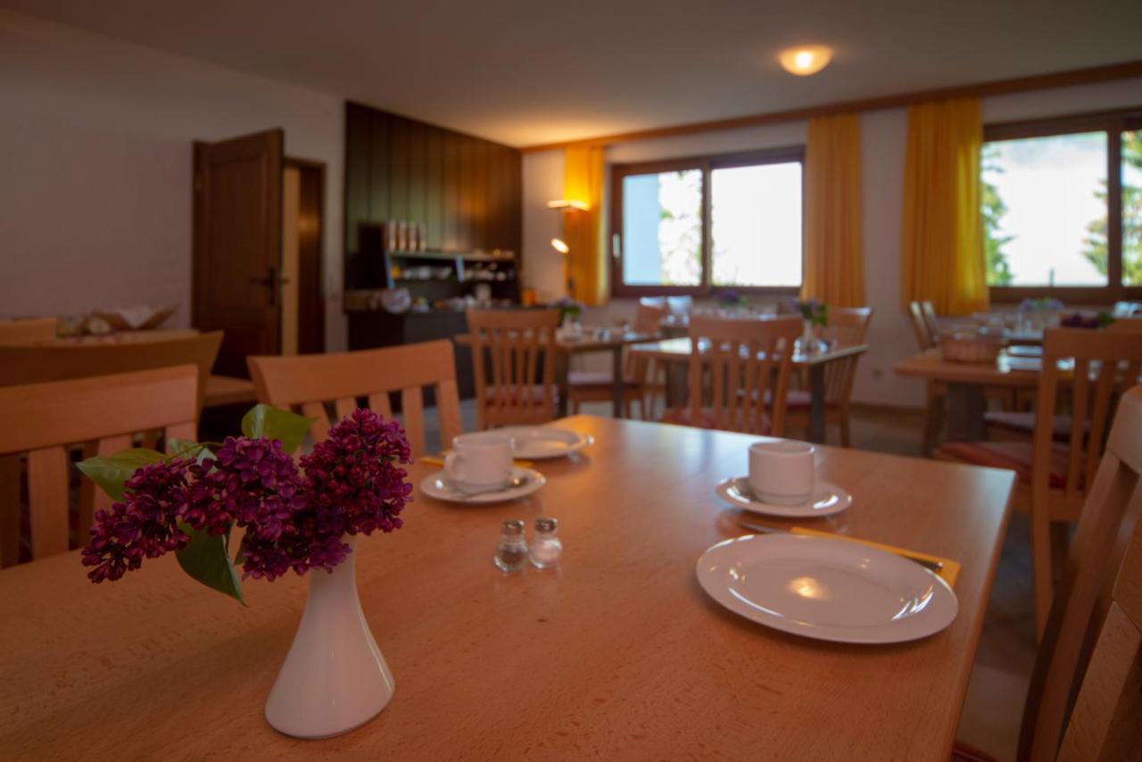 Seehotel Weissensee ฟุสเซ่น ภายนอก รูปภาพ